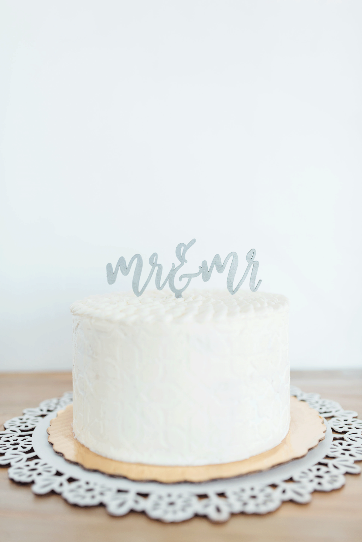 "Mr and Mr" Cake Topper