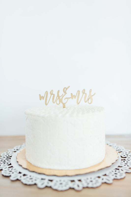 "Mrs and Mrs" Cake Topper